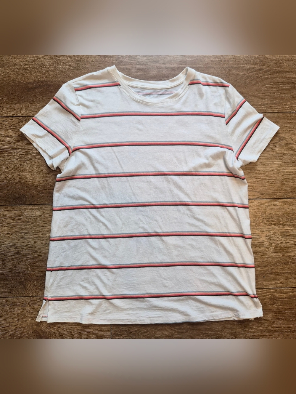 [LIKE NEW] Mauirces 24/7 Dawson Americana Striped Crew Neck Tee Large